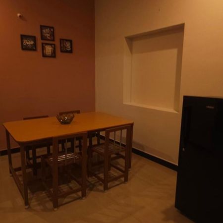 Shi'S Triveni Spacious 2Bhk Villa In Pappampatti, โคอิมบาทอร์ ภายนอก รูปภาพ