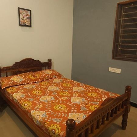 Shi'S Triveni Spacious 2Bhk Villa In Pappampatti, โคอิมบาทอร์ ภายนอก รูปภาพ