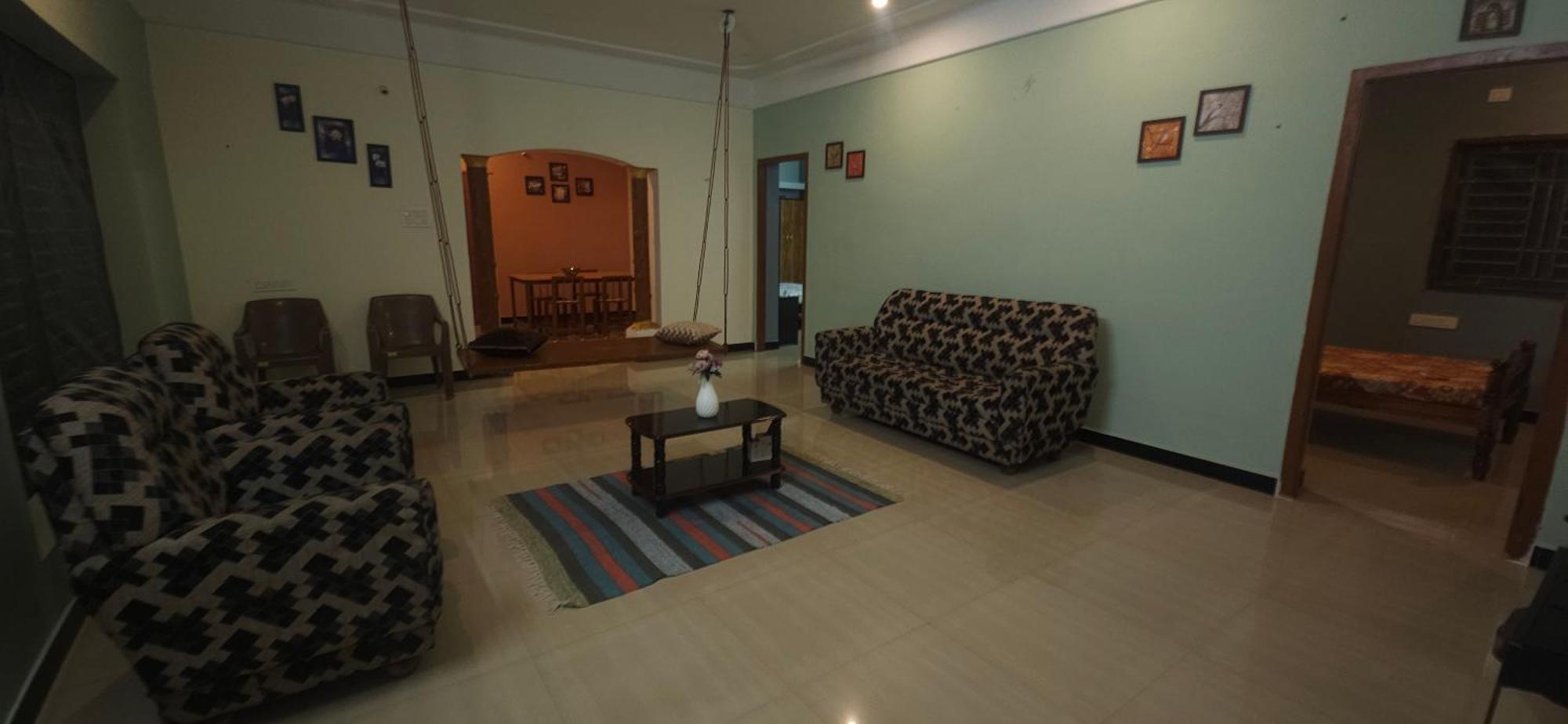 Shi'S Triveni Spacious 2Bhk Villa In Pappampatti, โคอิมบาทอร์ ภายนอก รูปภาพ
