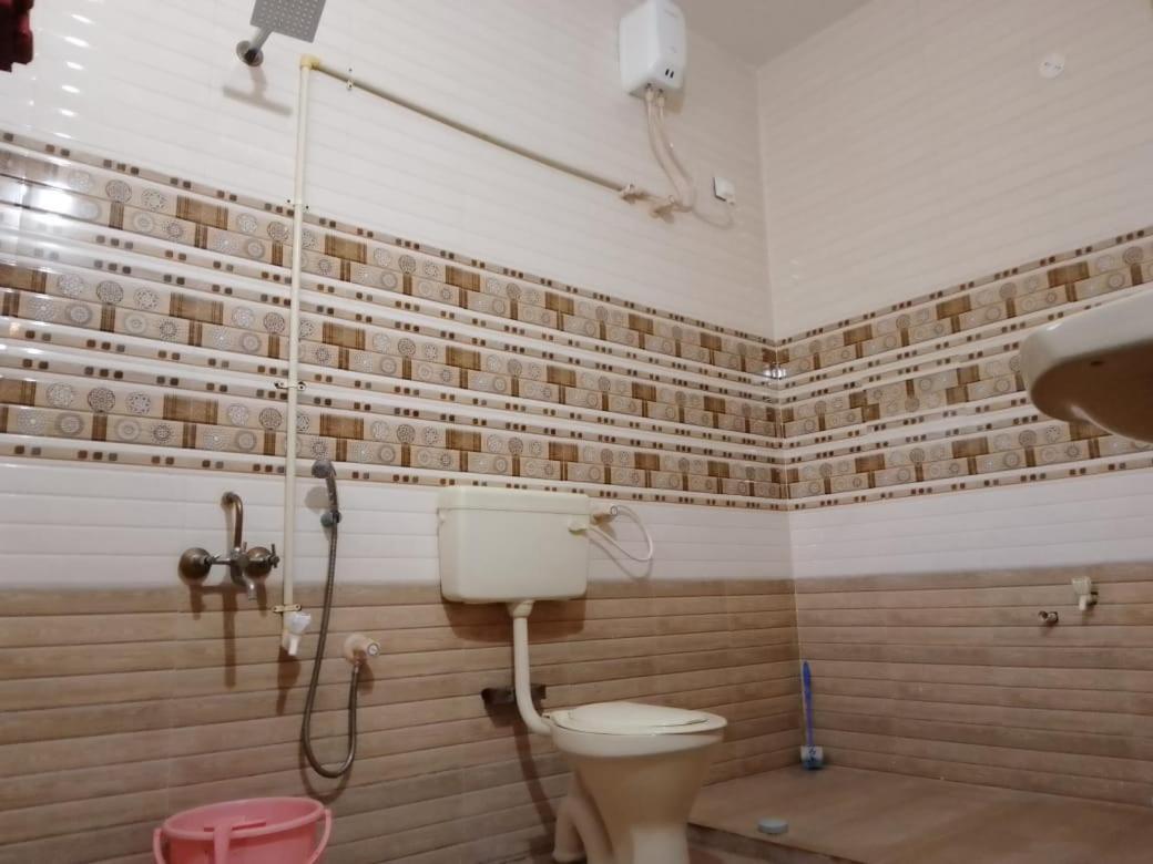 Shi'S Triveni Spacious 2Bhk Villa In Pappampatti, โคอิมบาทอร์ ภายนอก รูปภาพ